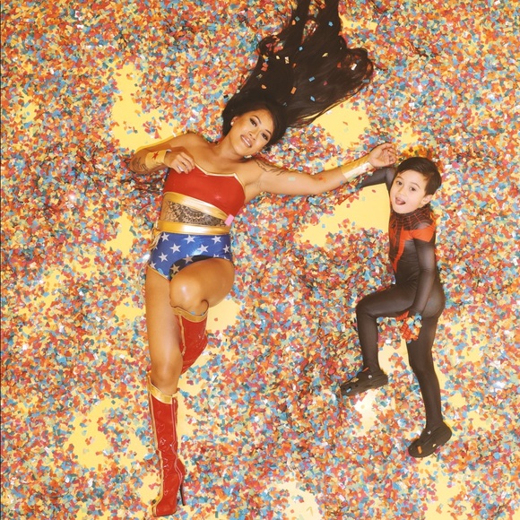 Meet your Posher, Justine - Picture 2 of 2